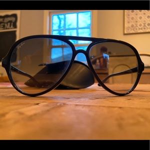 Ray-Ban Aviator 4125 (gently used)